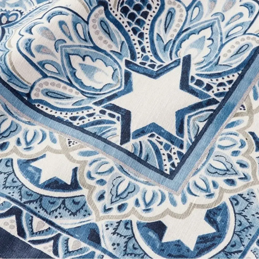 Pottery Barn Hanukkah Medallion Cotton/Linen Table Throw